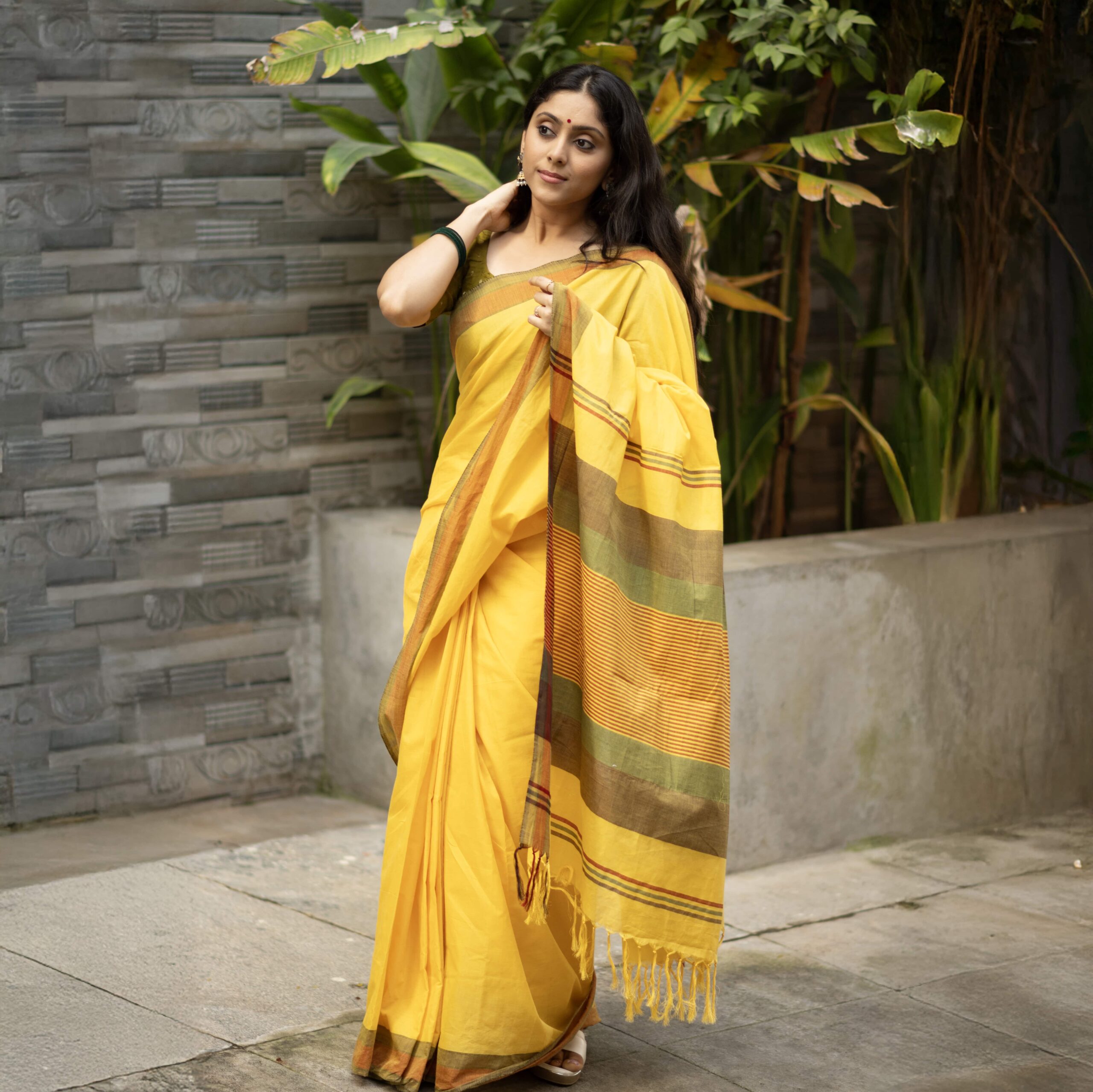 KNSR31XX01 Handloom Cotton Saree-min